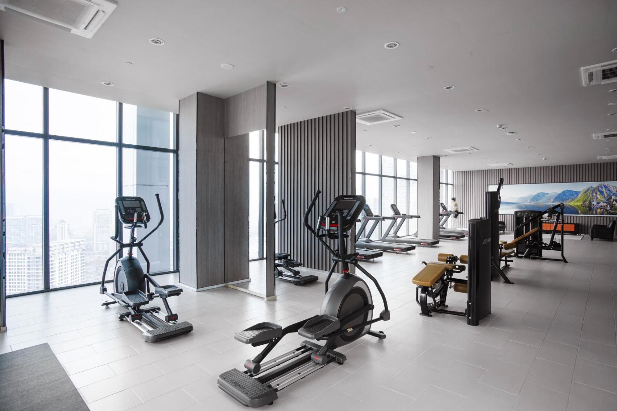 קואלה לומפור The Face Style Hotel מראה חיצוני תמונה A gym in a condominium