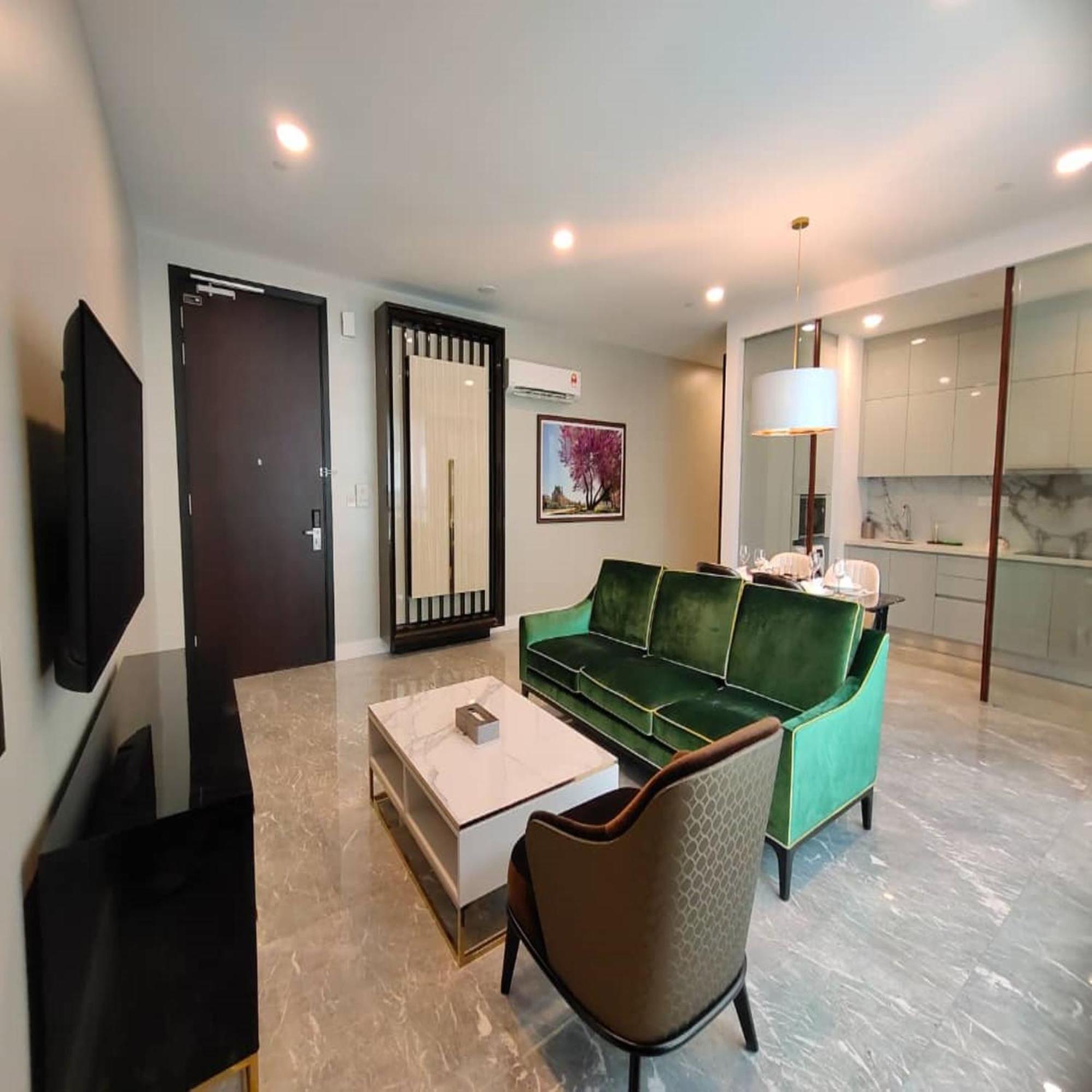 קואלה לומפור The Face Style Hotel מראה חיצוני תמונה A living room in a serviced apartment in Singapore